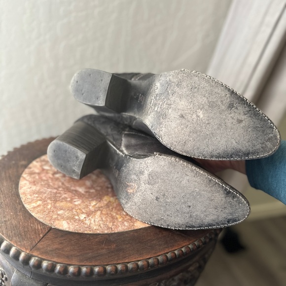 Oak Tree farms, leather, vintage style, cowgirl boots. - Picture 4 of 5